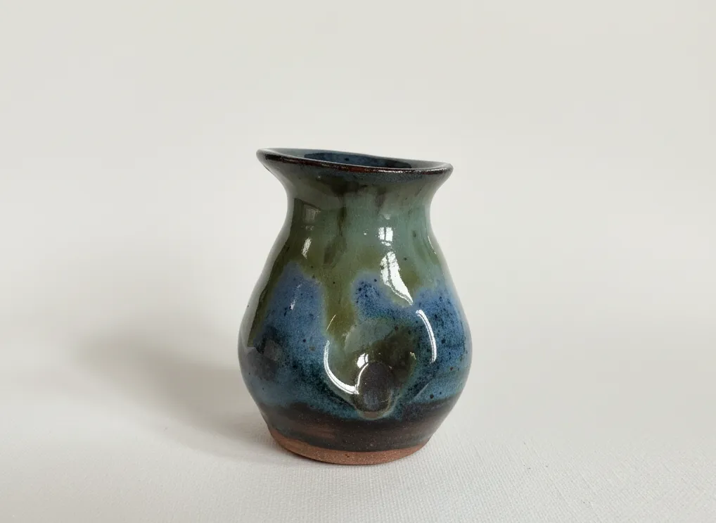 Midnight glaze sake pourer - front view