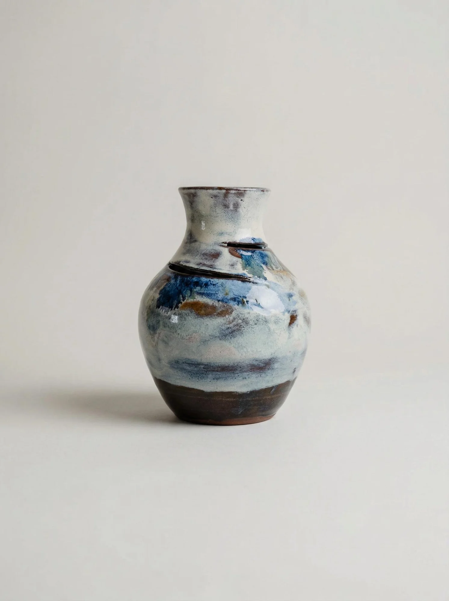 Ocean Glaze Cut Rim Vase - side view