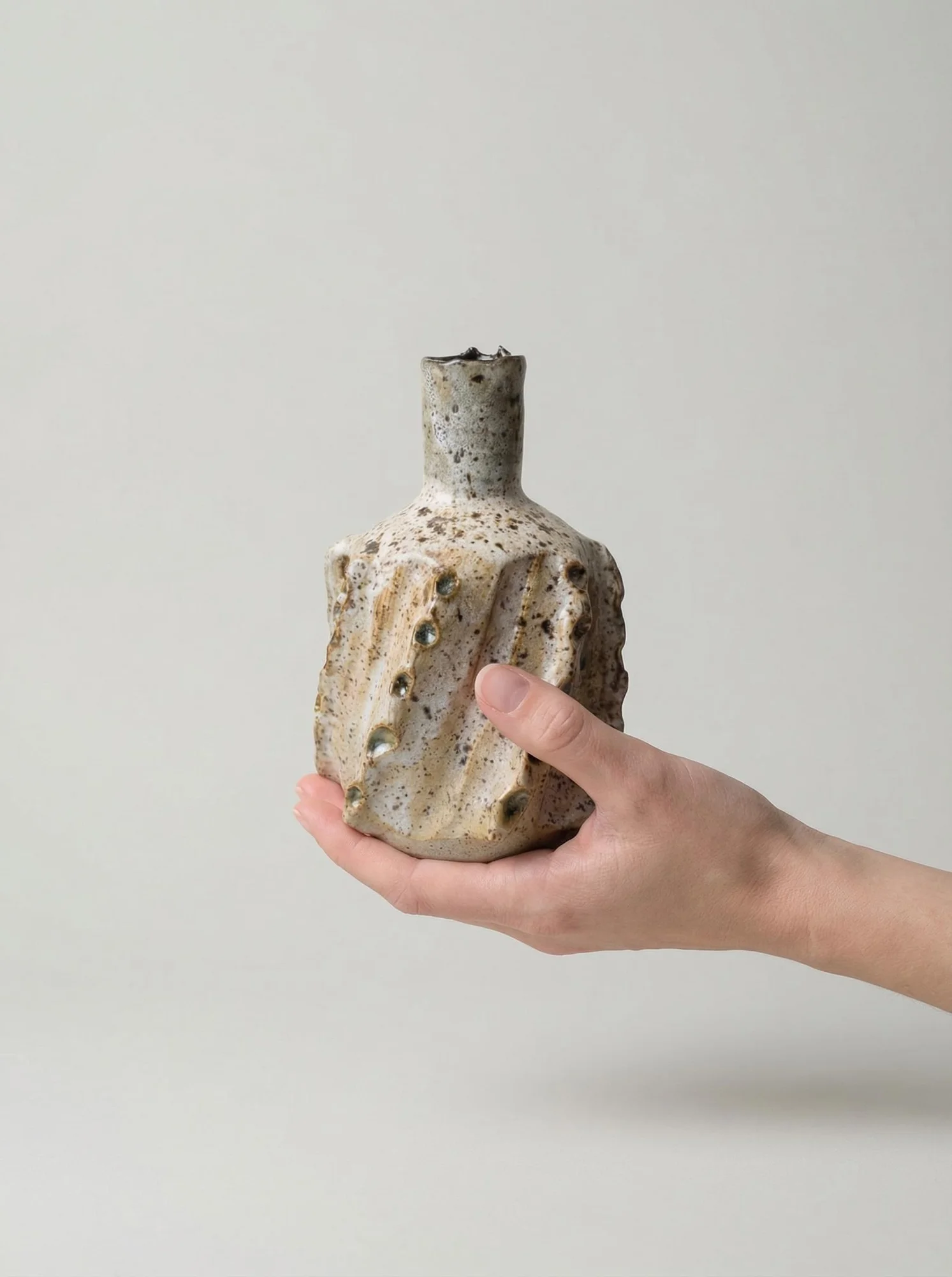 Sculptural Ridges Vase - detail view